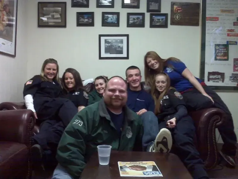 20144_269061859013_645394013_3277256_3863675_n.webp